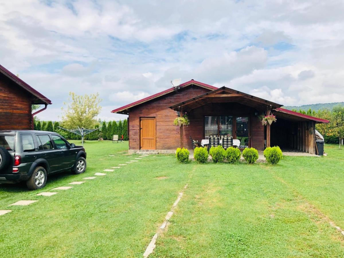 Casa De La Lac Sighetu Marmaţiei Eksteriør bilde