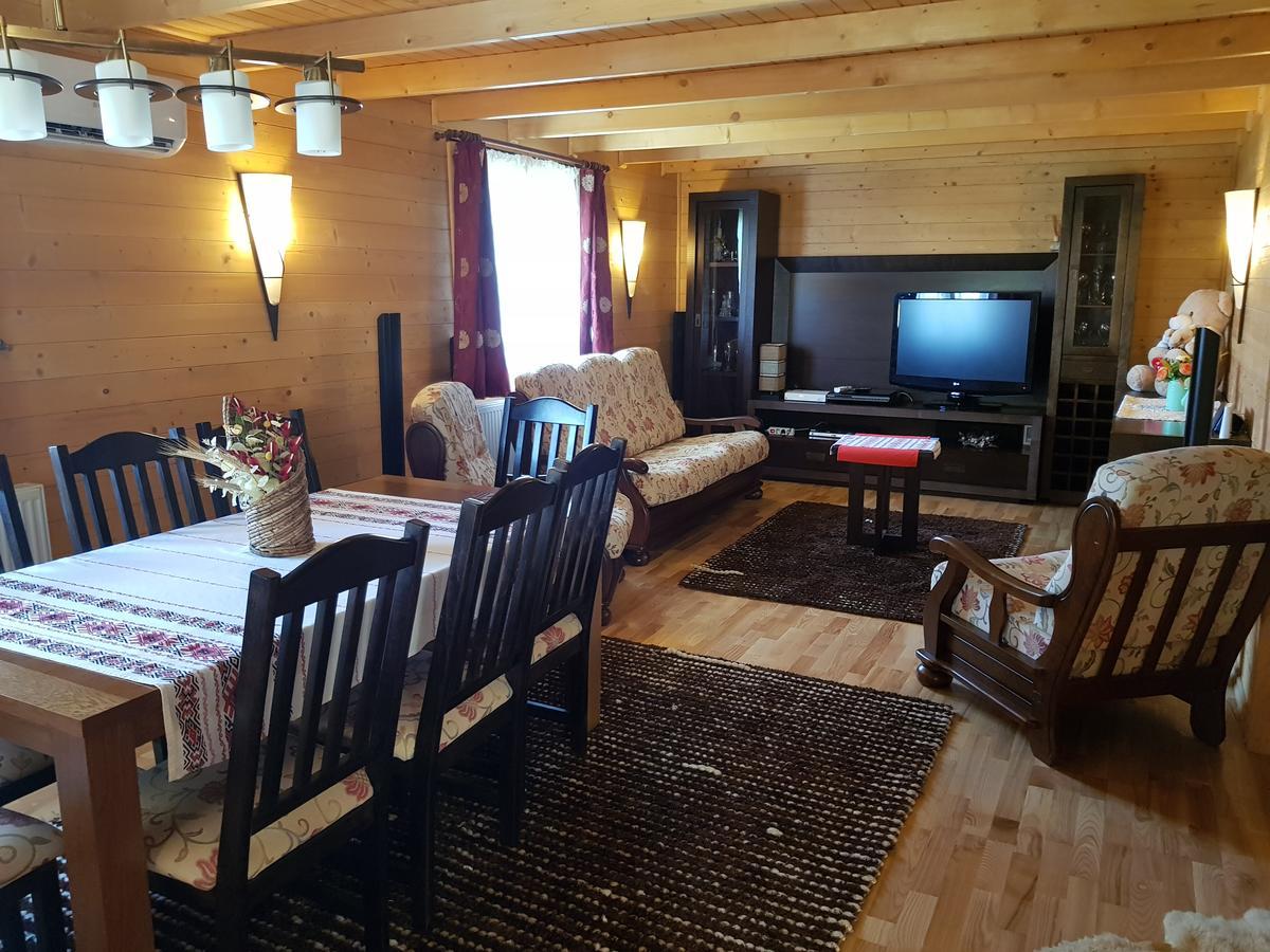 Casa De La Lac Sighetu Marmaţiei Eksteriør bilde